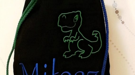 Worek Plecak na buty kapcie zabawki dla dziecka czarny 36x23cm