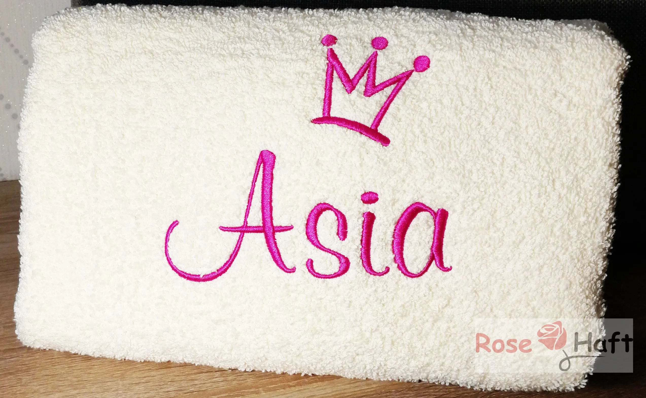 królowa asia