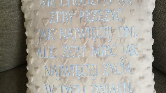 Poduszka prezent z dedykacją 45x45cm