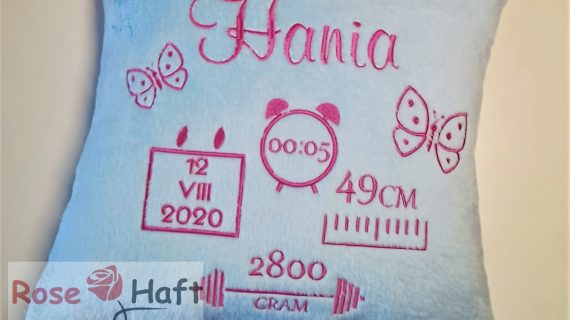 Poduszka z haftowaną metryczką dla Dziecka 45x45cm